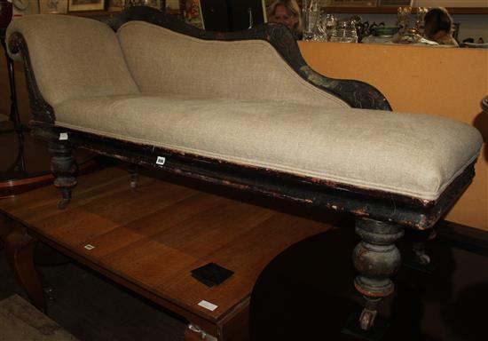 Hessian upholstered chaise longue